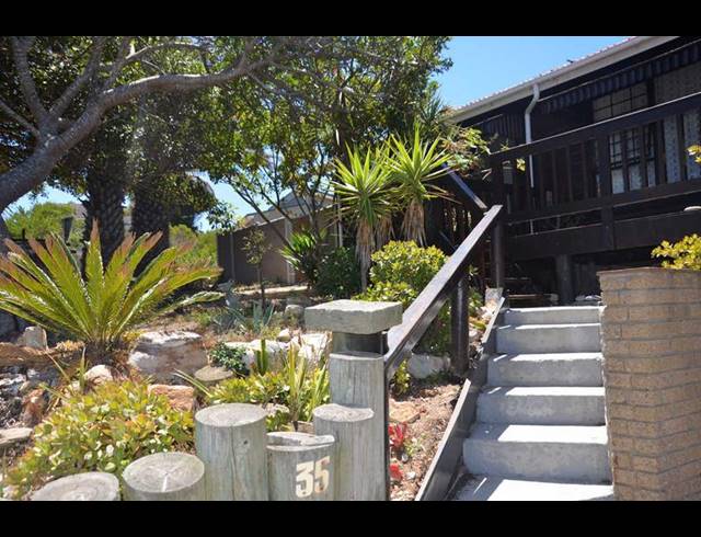 3 BEDROOM HOUSE FOR SALE IN DANA BAY